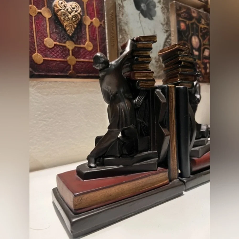 Bookends‎ Stacking Librarian Juggling Books Cast Resin